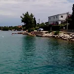 公寓 Zora Nečujam