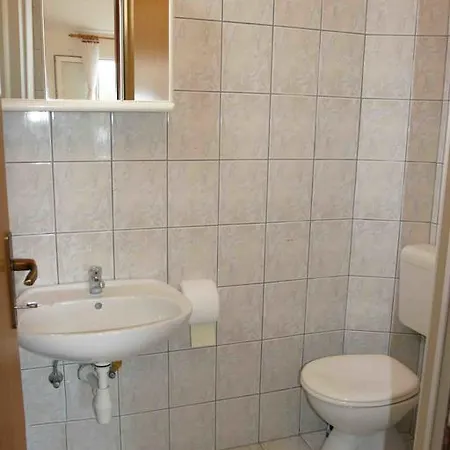 Apartment Zora Necujam