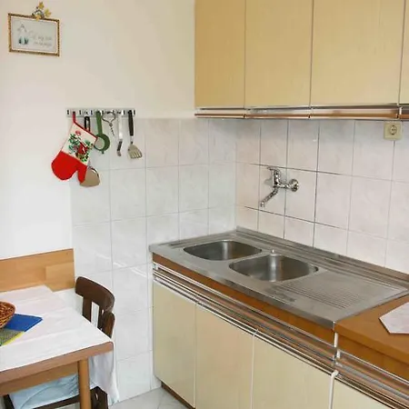 Apartment Zora *